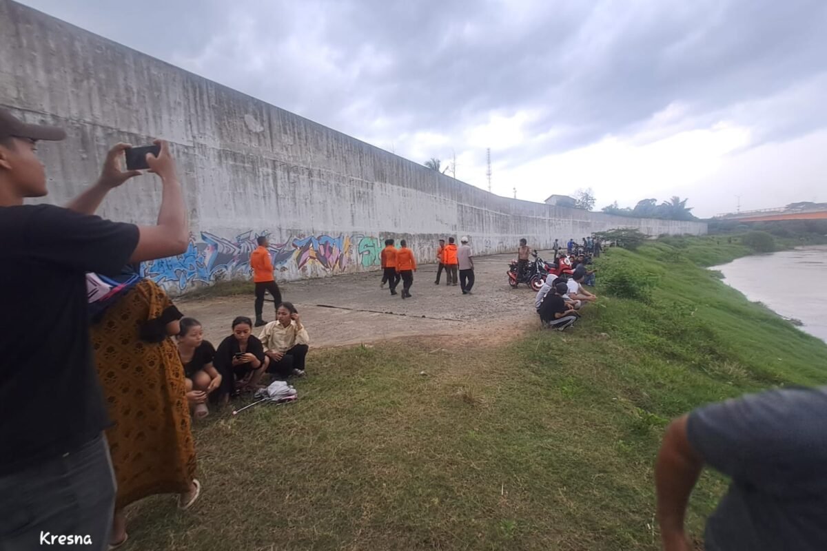 Berenang di Sungai Ciujung, Bocah 9 Tahun…