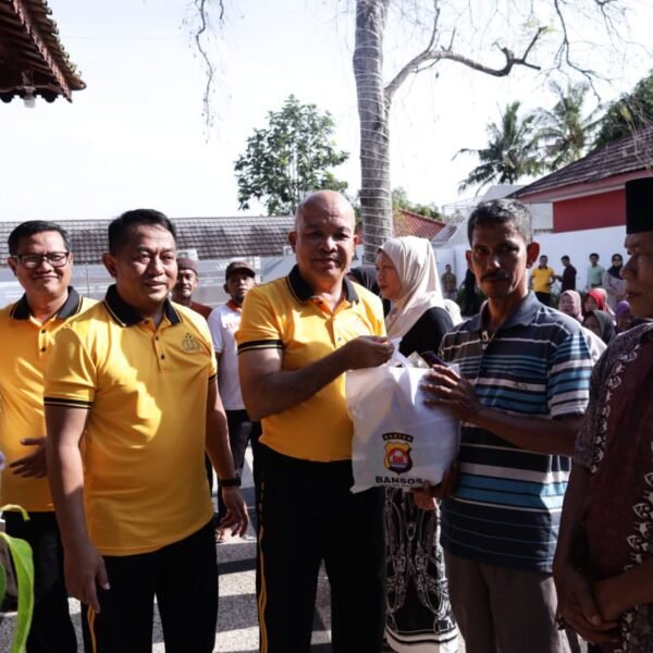 Bakti Sosial Polda Banten Salurkan 150 Paket Sembako…