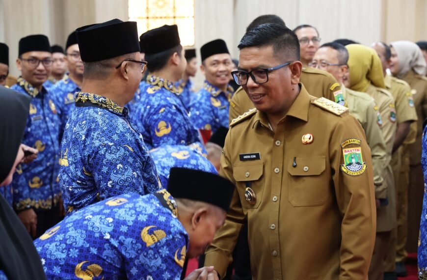 Gubernur Banten Andra Soni Serahkan&hellip;