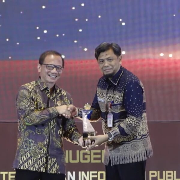 Pemprov Banten Kembali Raih Predikat Badan Publik Informatif&hellip;