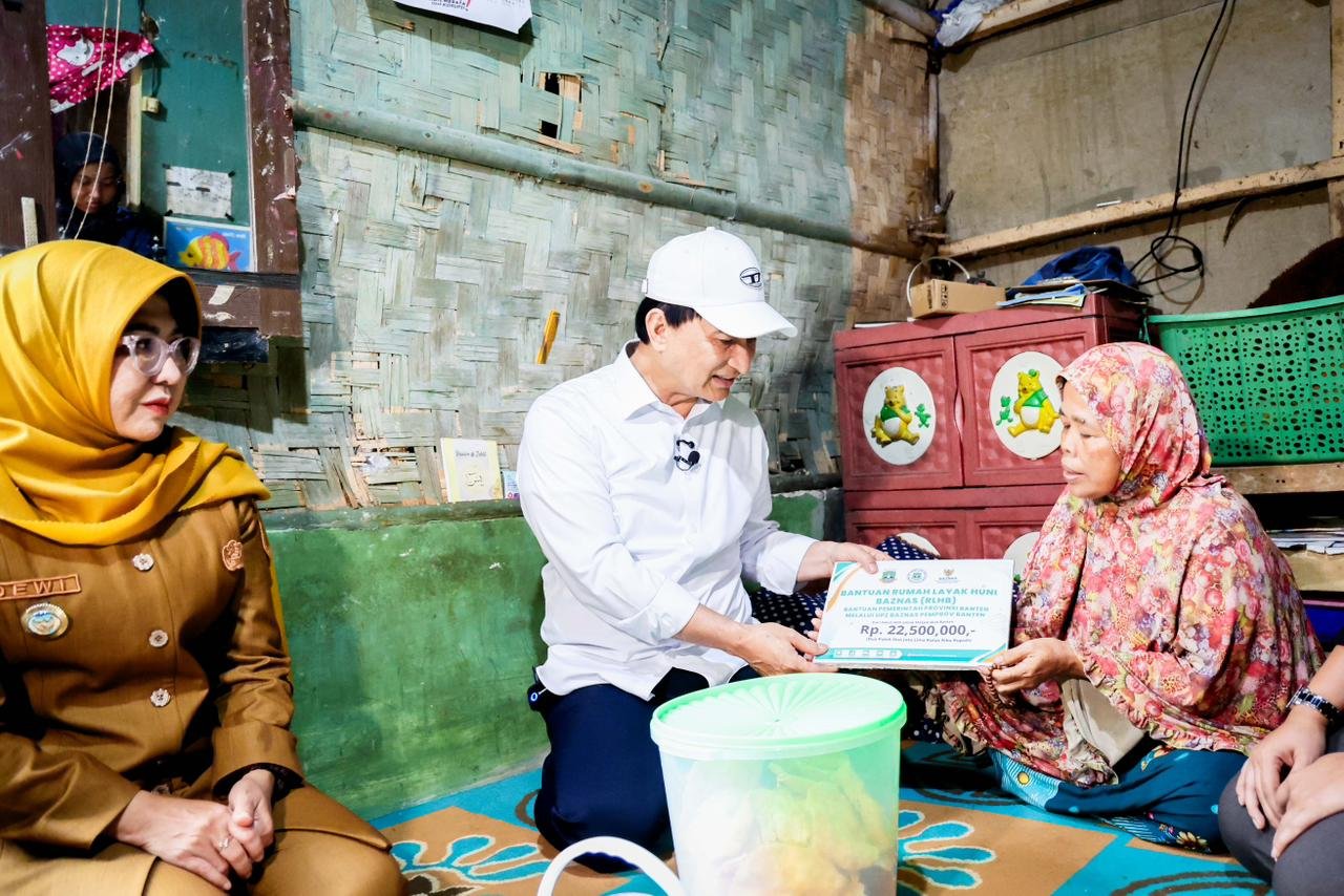 Wagub Banten Salurkan Bantuan Rumah Layak Huni dan&hellip;