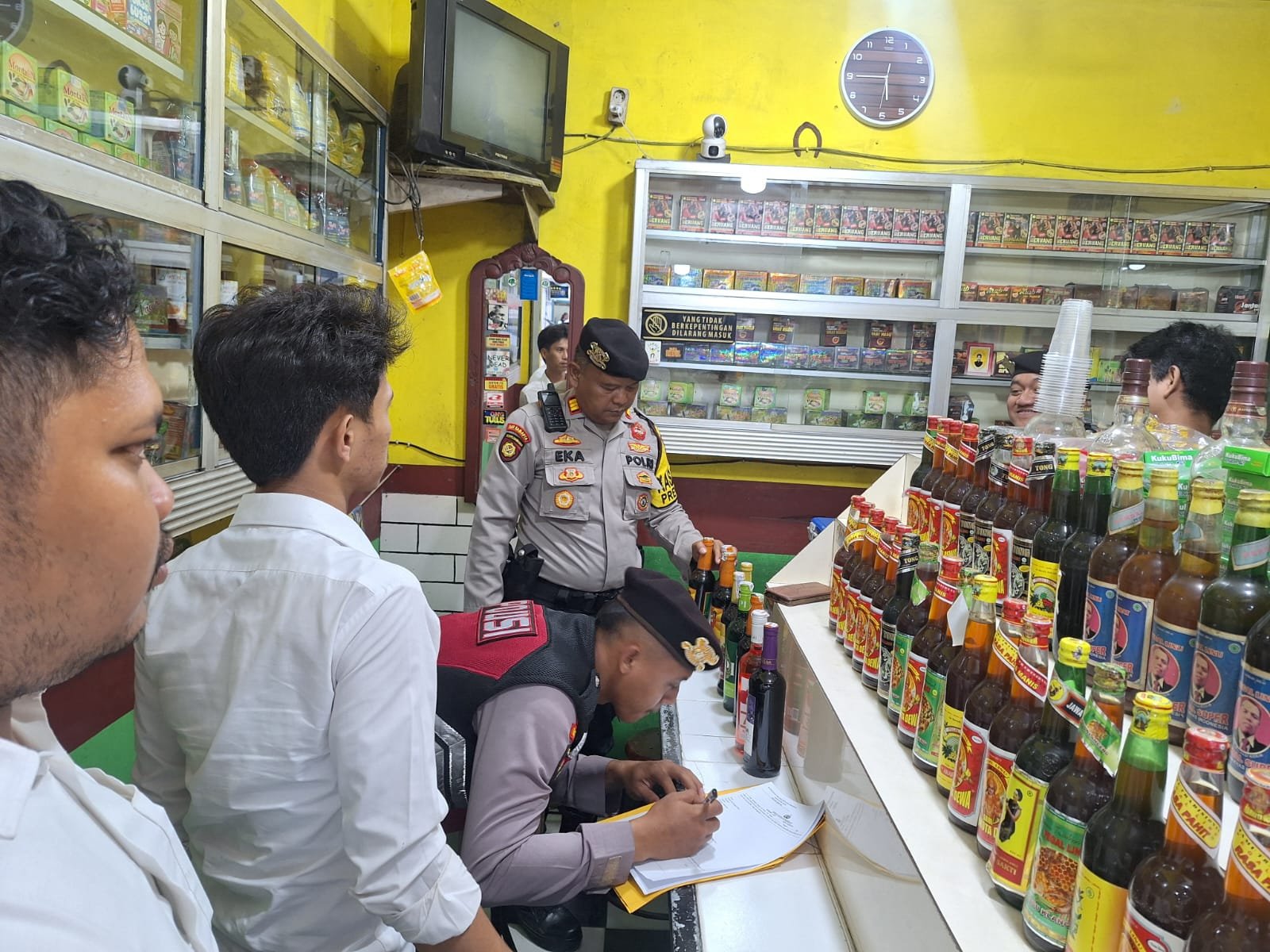 Polres Serang Gelar Operasi Miras dan Petasan, Kapolres…