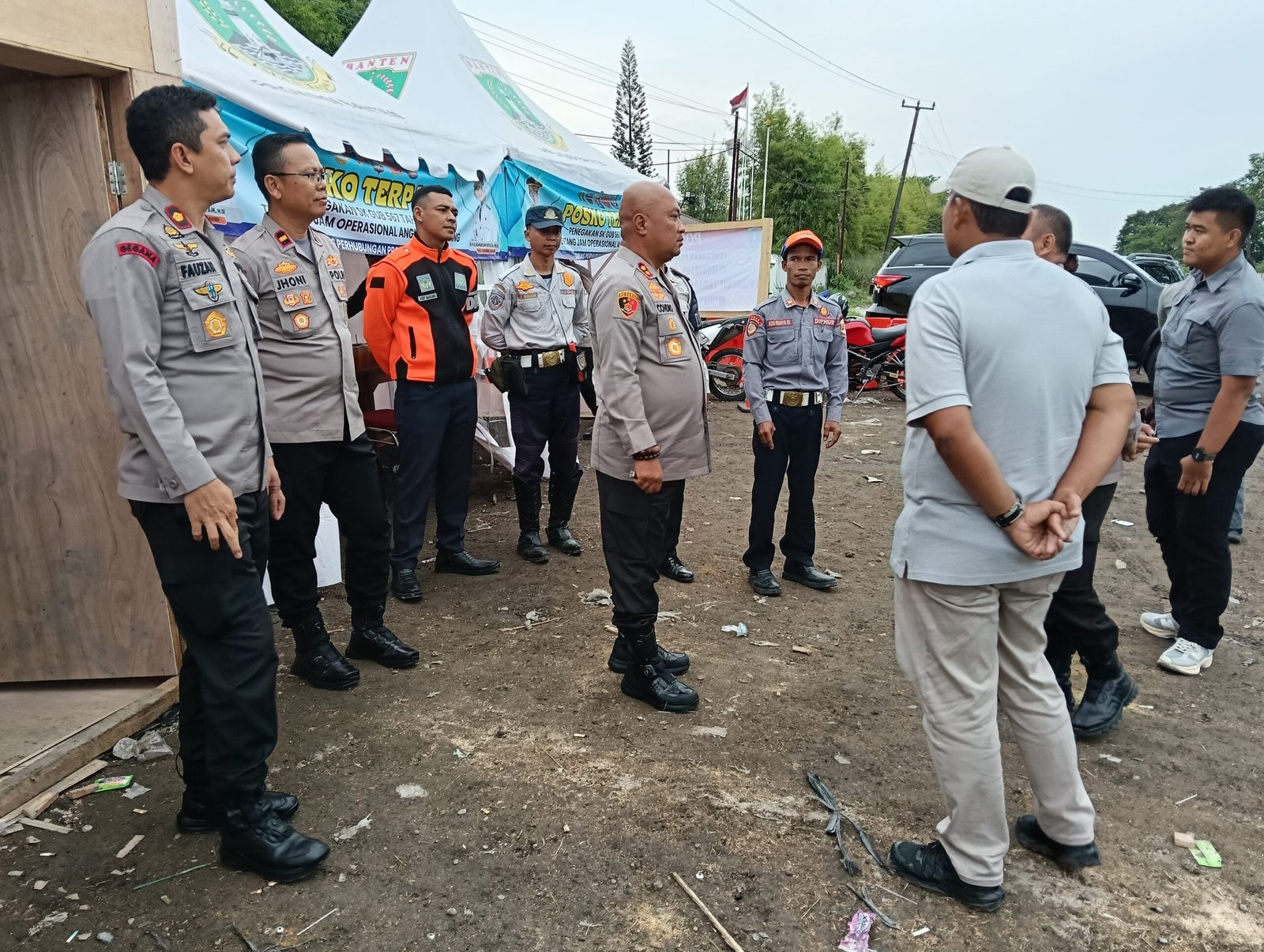 Kapolres Serang Tinjau Kegiatan Penyekatan Truk Angkutan Tambang…
