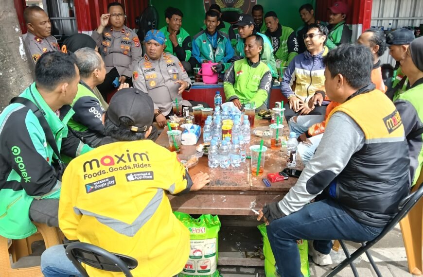 Menjaga Kedekatan dengan Komunitas, Kapolres&hellip;