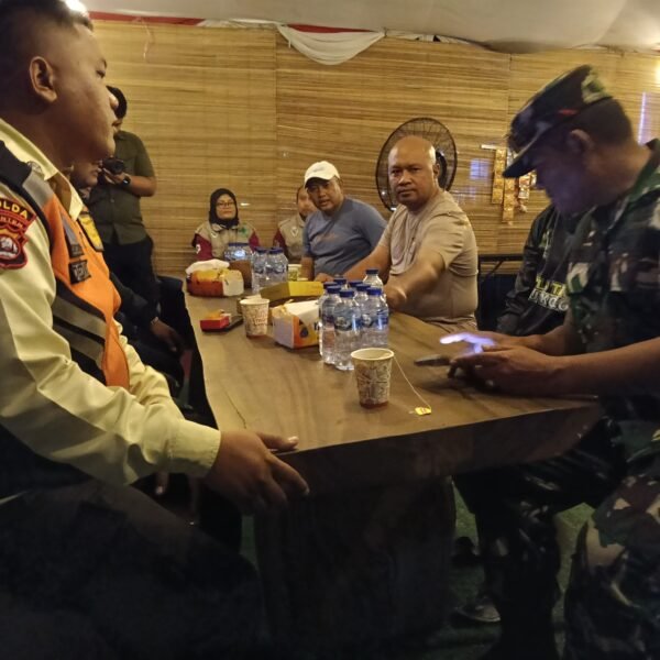 Pastikan Pelayanan Optimal, Kapolres Serang Kunjungi Posyan Nataru&hellip;