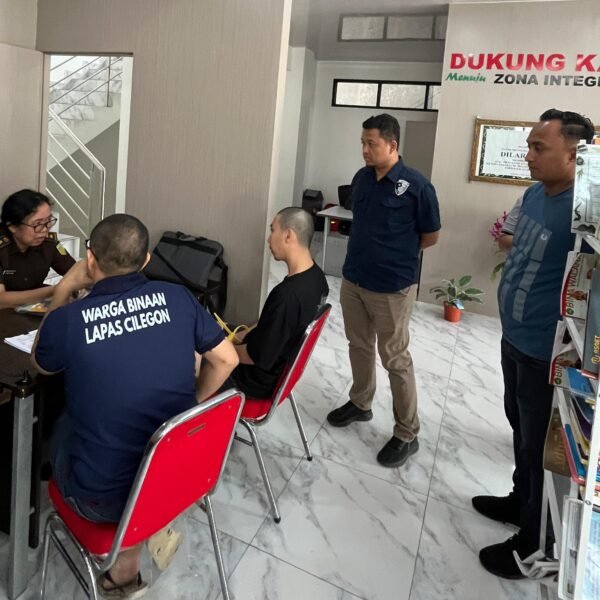 Satreskrim Polres Serang Limpahkan Tersangka dan Barang Bukti&hellip;