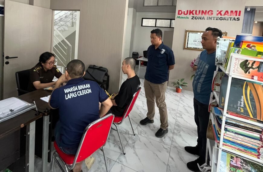 Satreskrim Polres Serang Limpahkan Tersangka&hellip;