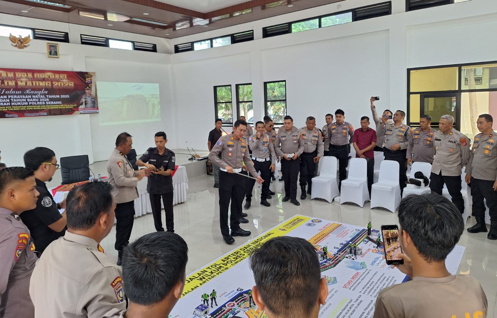Polres Serang Gelar Latpra Ops Lilin Maung 2025&hellip;