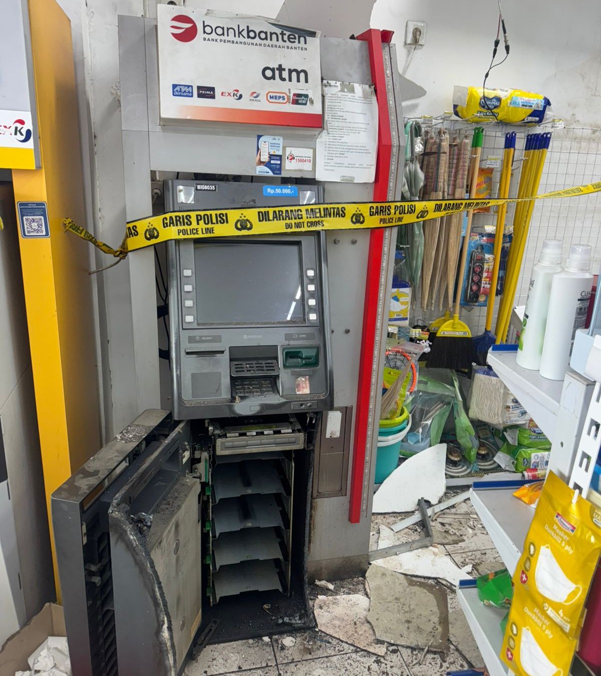 Maling Gondol Rp149 Juta dari Mesin ATM Toko&hellip;