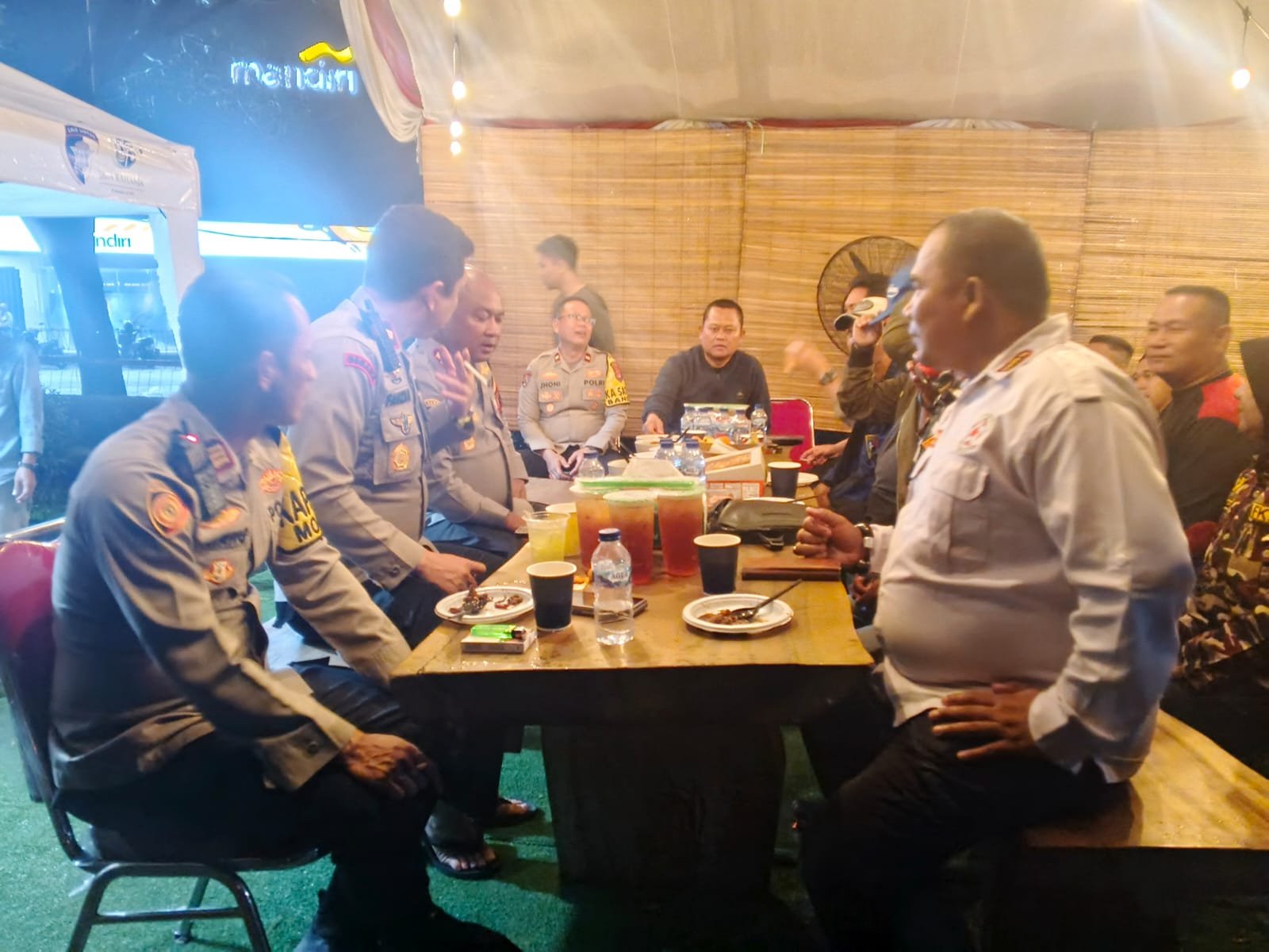 Pererat Kebersamaan, Kapolres Serang Ngariung Bareng Ormas Cikoja&hellip;