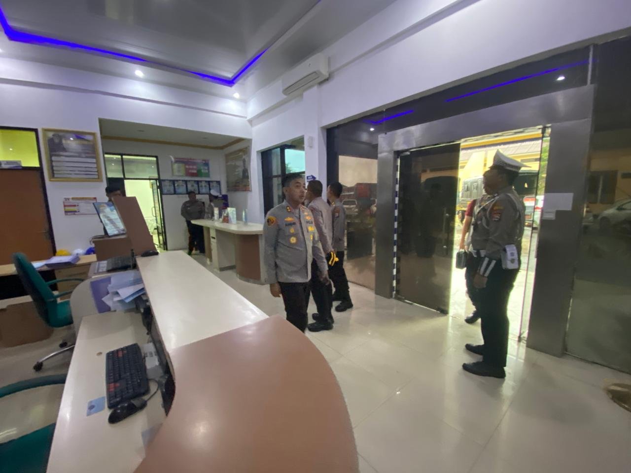 Pastikan Kesiapan Personel dan Sarpras, Kapolres Serang Lakukan…