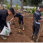 Biro SDM Polda Jabar Tanam 2.000 Bibit Uwi Ungu Dukung Ketahanan Pangan Nasional