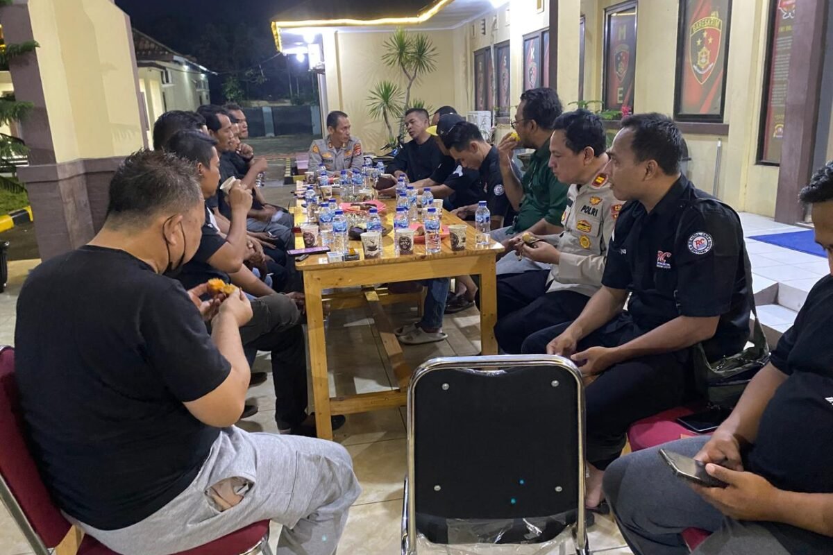 Kapolsek Cikande Gelar Ngariung Bareng APOC, Perkuat…