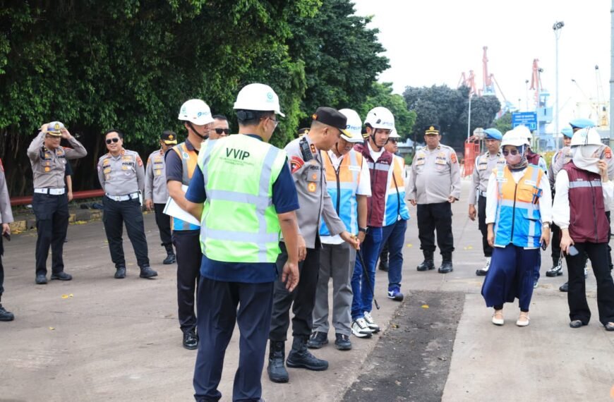 Kapolda Tinjau Dermaga dan Fasilitas…