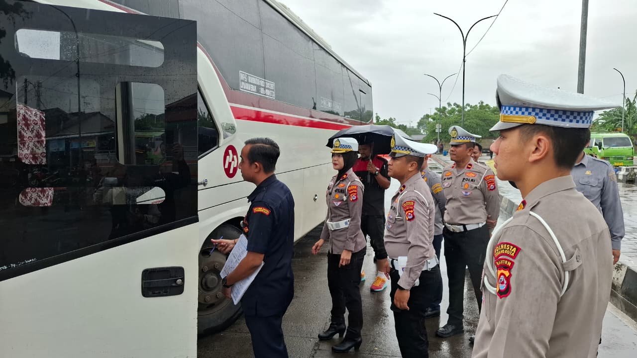 Satlantas Polresta Serang Kota Gelar Ramp Check Angkutan&hellip;