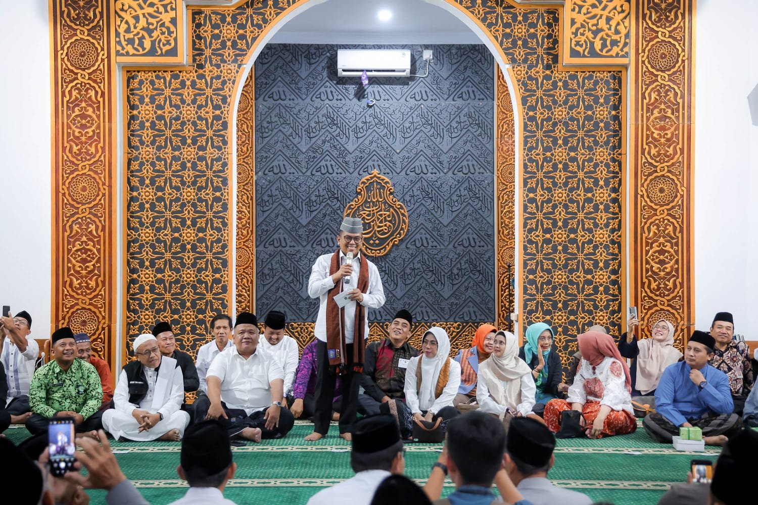 Gubernur Banten Safari Ramadhan di Masjid Jami Nurul&hellip;