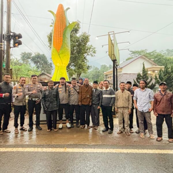 AKBP Condro Sasongko Resmikan Tugu Jagung di…
