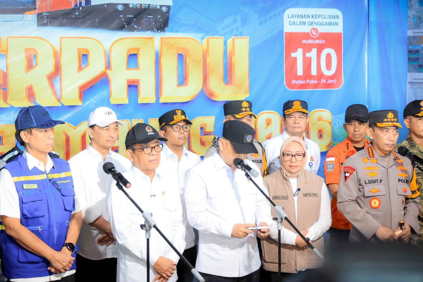 Dampingi Menko PMK, Gubernur Banten Cek Pelabuhan Merak