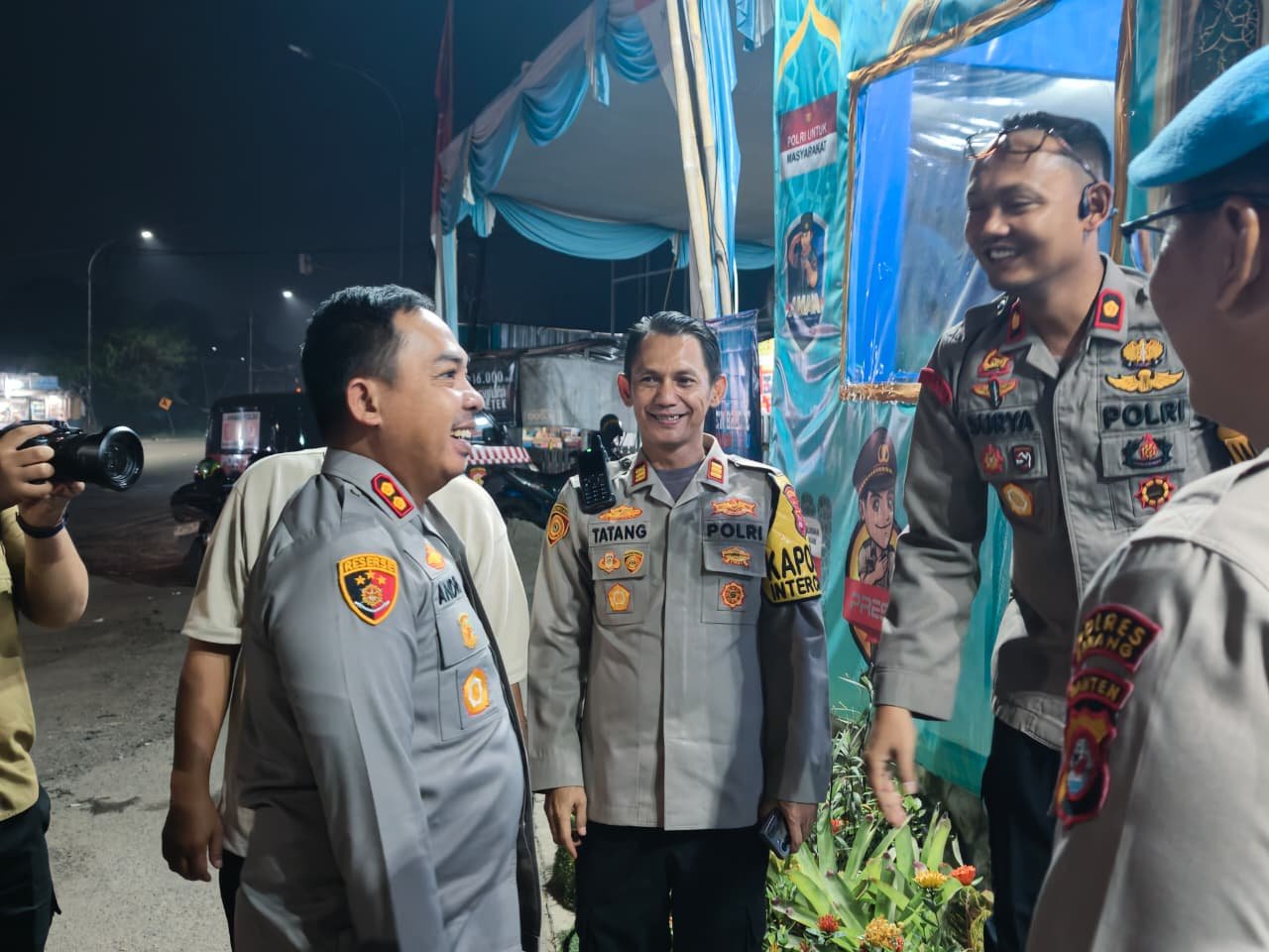 Pastikan Pelayanan Optimal, Kapolres Serang Pantau Personel Pospam&hellip;