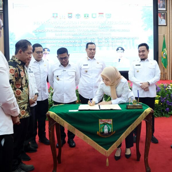 Gubernur Banten Tandatangani Kesepakatan Pengelolaan Sampah Menjadi&hellip;