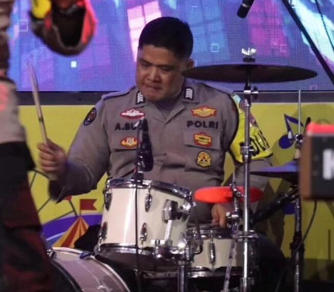 Dentuman Drum Bripka Achmad Budi Dibalik Seragam