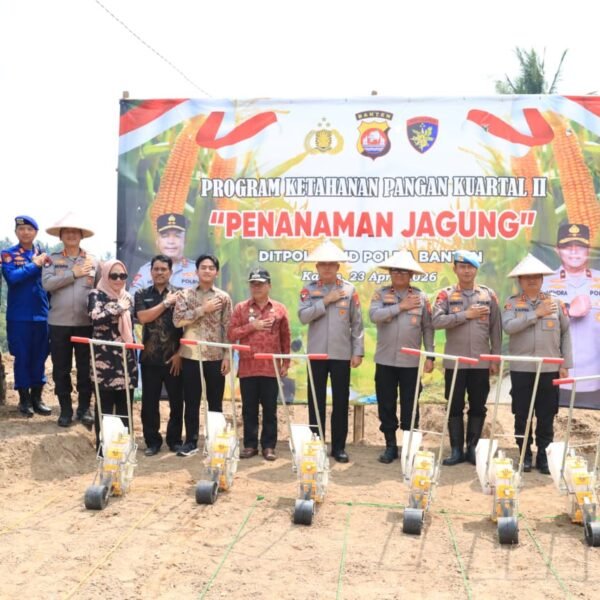 Kapolda Banten Ajak Masyarakat Manfaatkan Lahan Lewat&hellip;