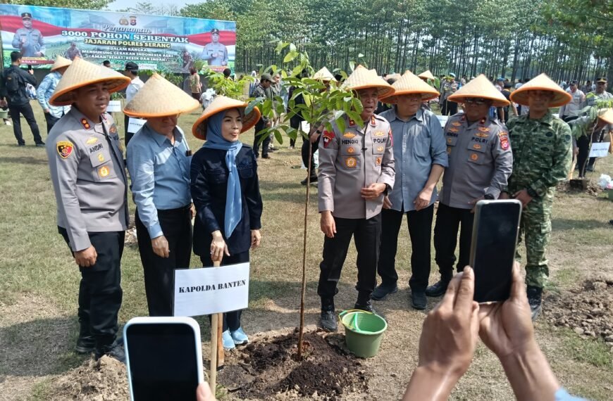 Kapolda Banten Apresiasi Penanaman Pohon Serentak oleh&hellip;