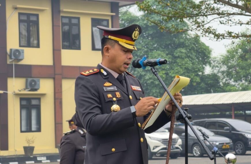 Kapolres Pimpin Upacara Harkitnas di Mapolres Serang