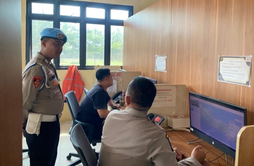 Personil Seksi Propam Polres Serang Lakukan Pengecekan…