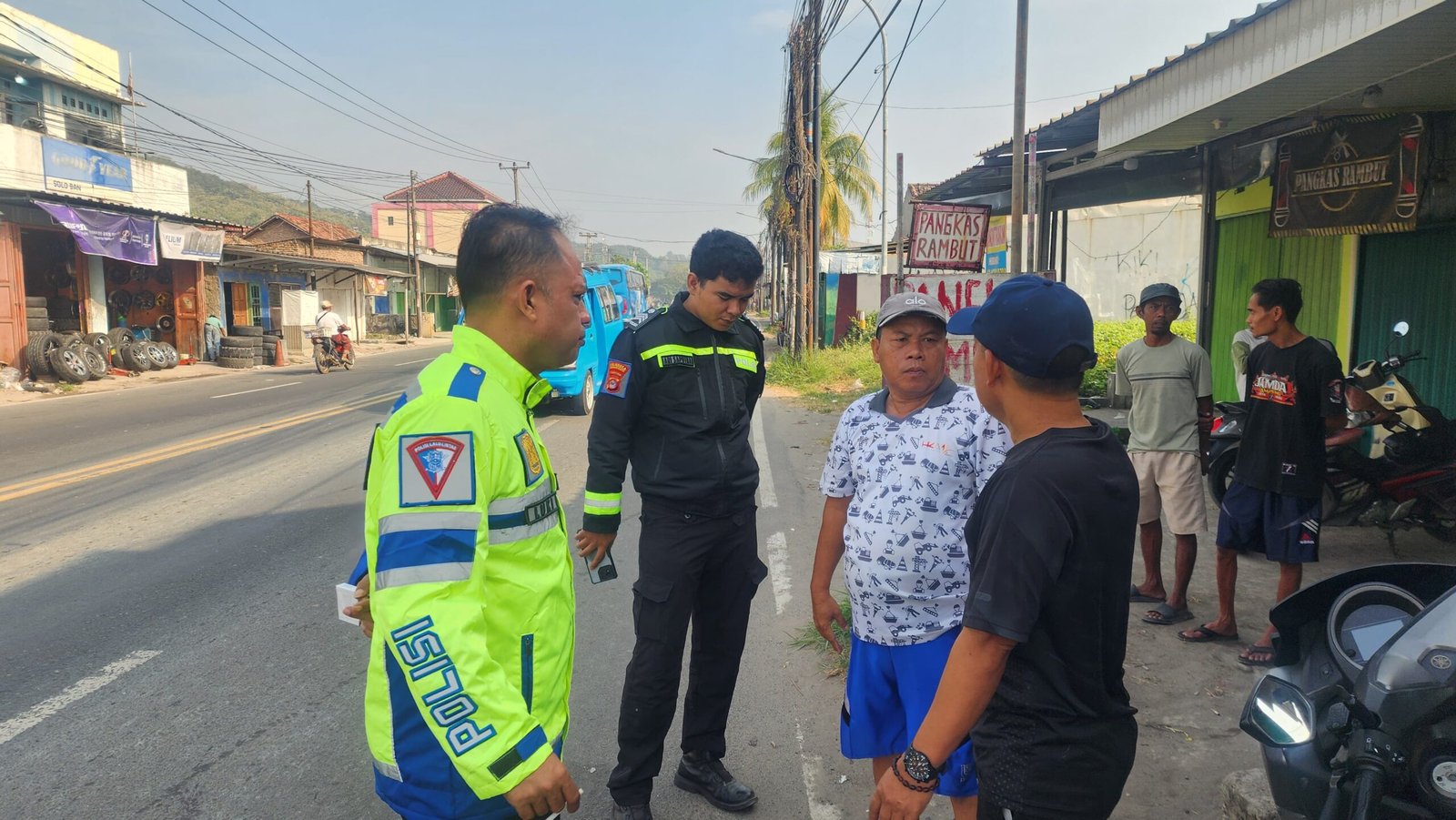 Tragedi di Kramatwatu, Pejalan Kaki Tewas Diseruduk Truk&hellip;