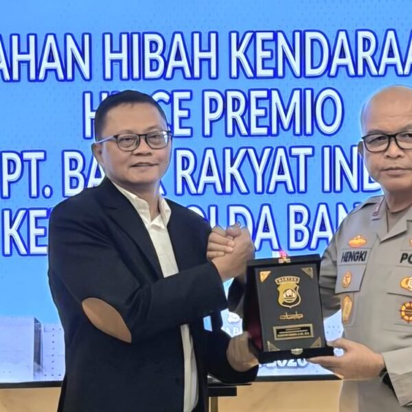 Perkuat Sinergi, BRI Region 8 Jakarta 3 Hibahkan&hellip;