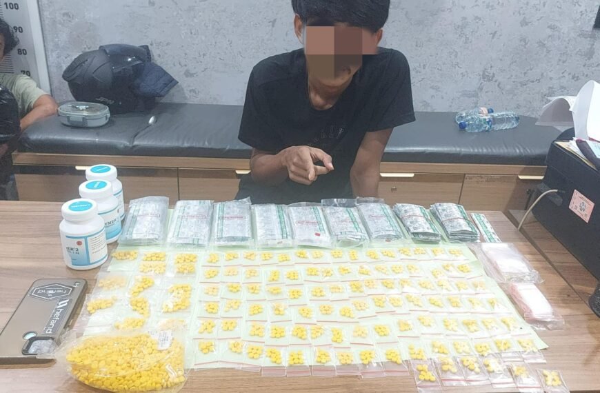 Pekerja Lepas Jasa Pengiriman Dibekuk,&hellip;