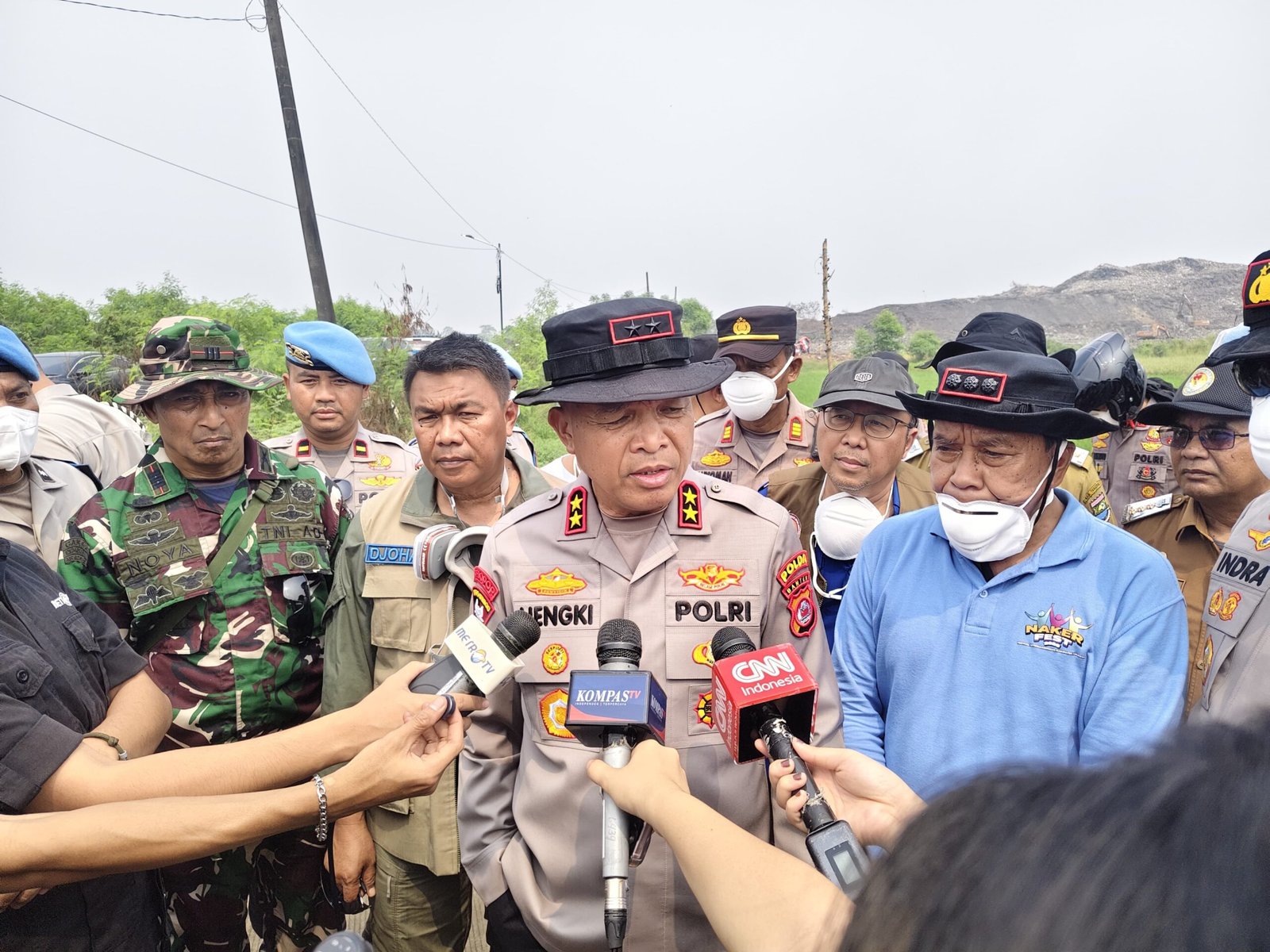 Kapolda Banten Pastikan Penanganan Kebakaran TPA Jatiwaringin Berjalan&hellip;