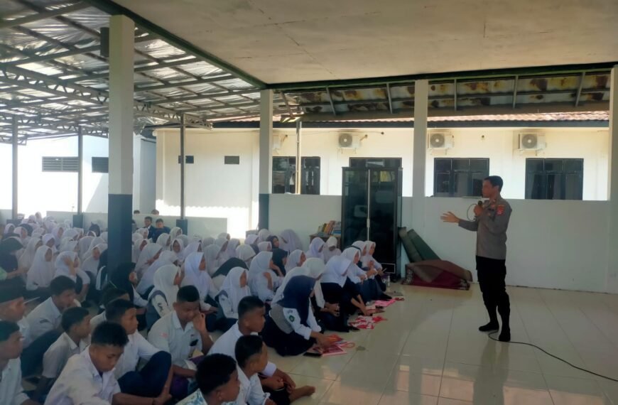 Lewat Ngariung Iman Ngariung Aman,&hellip;