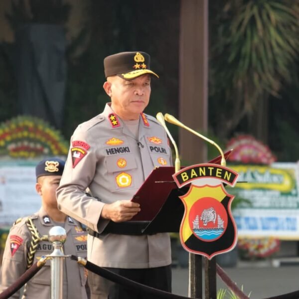 Kapolda Banten Pimpin Upacara Sertijab Wakapolda, Direktur,…