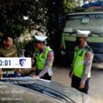 Abaikan Imbauan, Sopir Dump Truck&hellip;