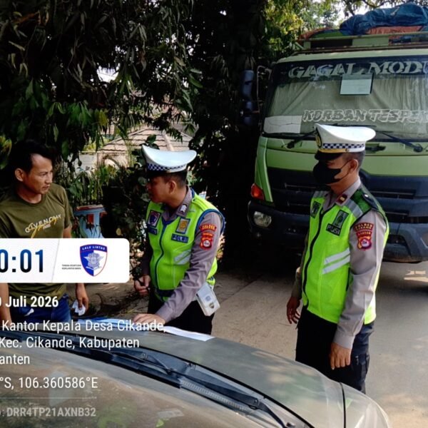 Abaikan Imbauan, Sopir Dump Truck yang Membandel&hellip;