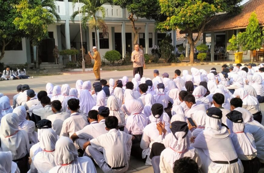 Kapolsek Pontang Edukasi Siswa Baru&hellip;