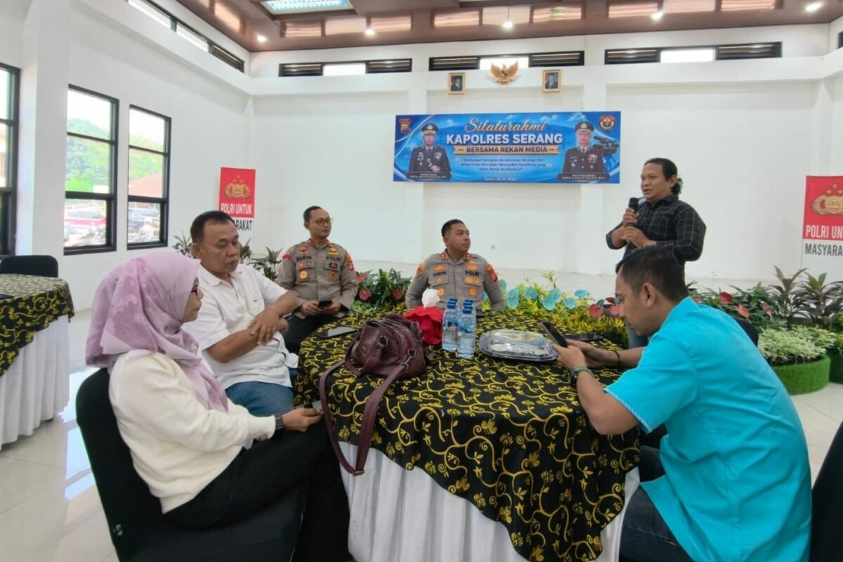 Sinergi Polri dan Media, Kapolres Serang Terima&hellip;