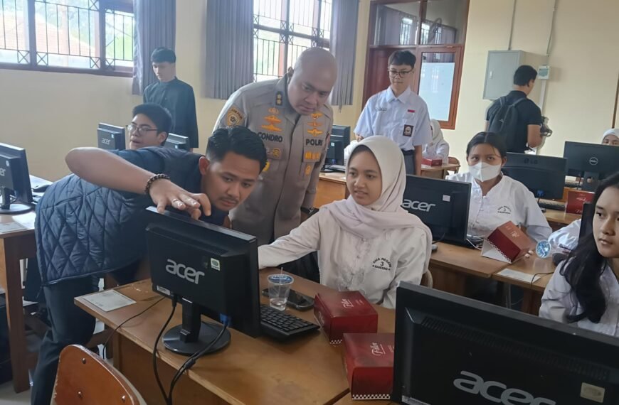 Ratusan Pelajar di Bandung Dapat&hellip;