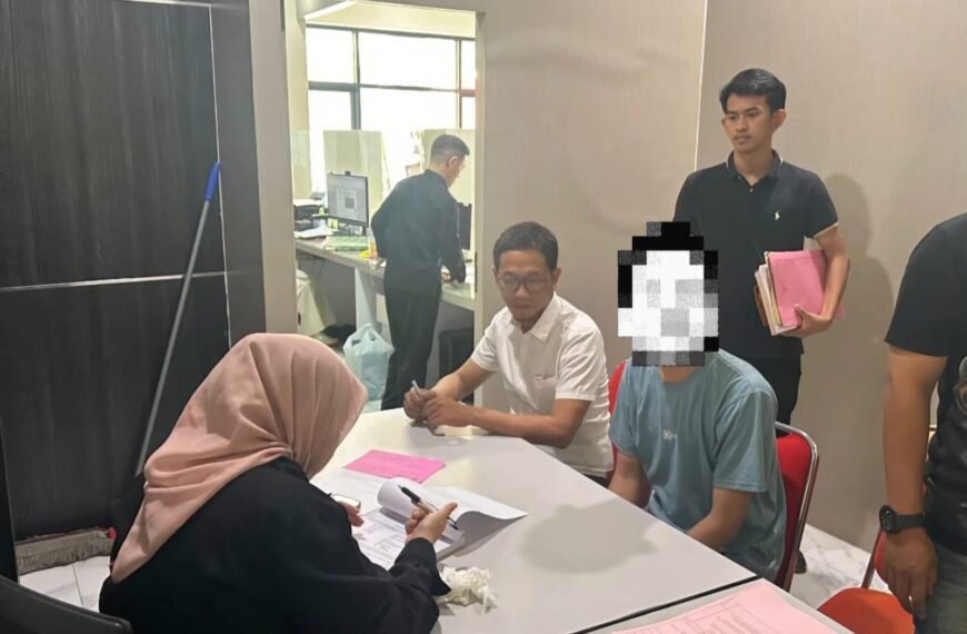 Polsek Ciruas Limpahkan Perkara Penggelapan ke Kejari…