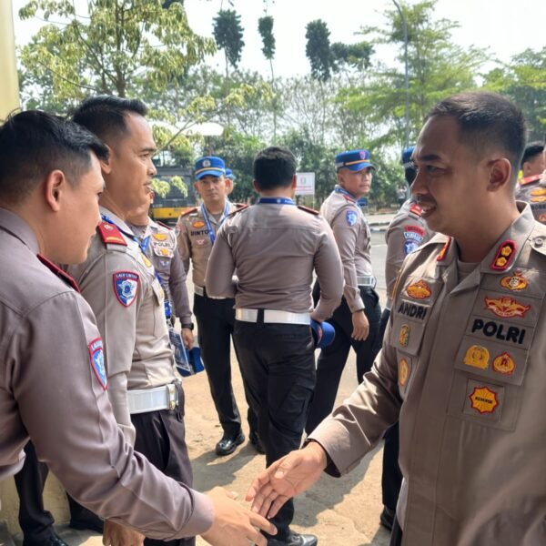 Siswa Dikbangspes Lalu Lintas Kunjungi Polres Serang, Dalami…