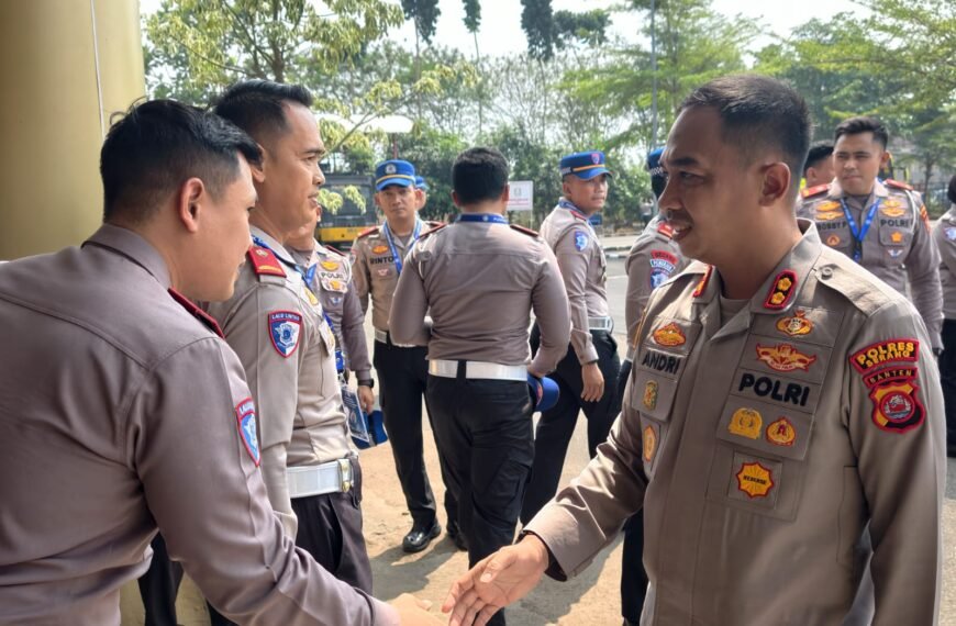 Siswa Dikbangspes Lalu Lintas Kunjungi…