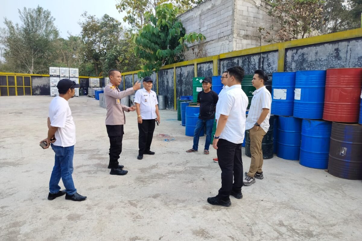 Muspika Pamarayan Sidak Gudang Bahan Kimia, Aktivitas…