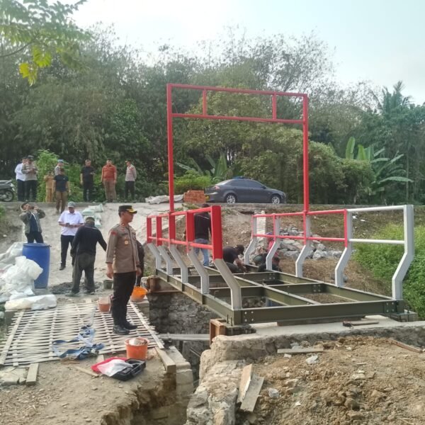 Kapolres Serang Tekankan Monitoring Pembangunan Jembatan Merah&hellip;