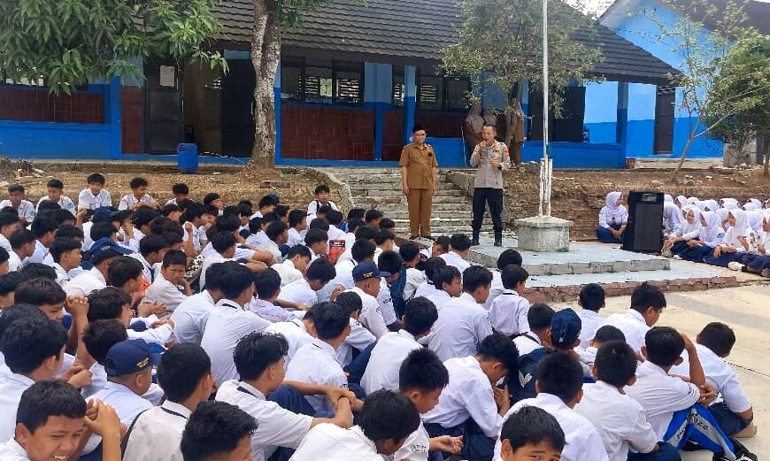 Kapolsek Pamarayan Beri Pembinaan Ratusan&hellip;