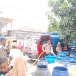 Bantu Warga Terdampak Kemarau, Polres&hellip;