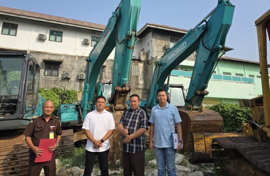 Dua Penambang Ilegal di Tangerang&hellip;