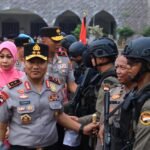 Kapolda Banten Lepas 45 Personel Satbrimob untuk Tugas Satgas Amole II
