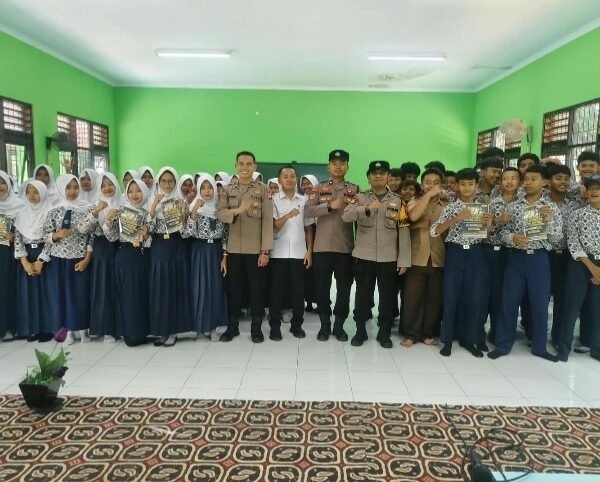 Polsek Jawilan Sosialisasi SPMB SMA Kemala Taruna…